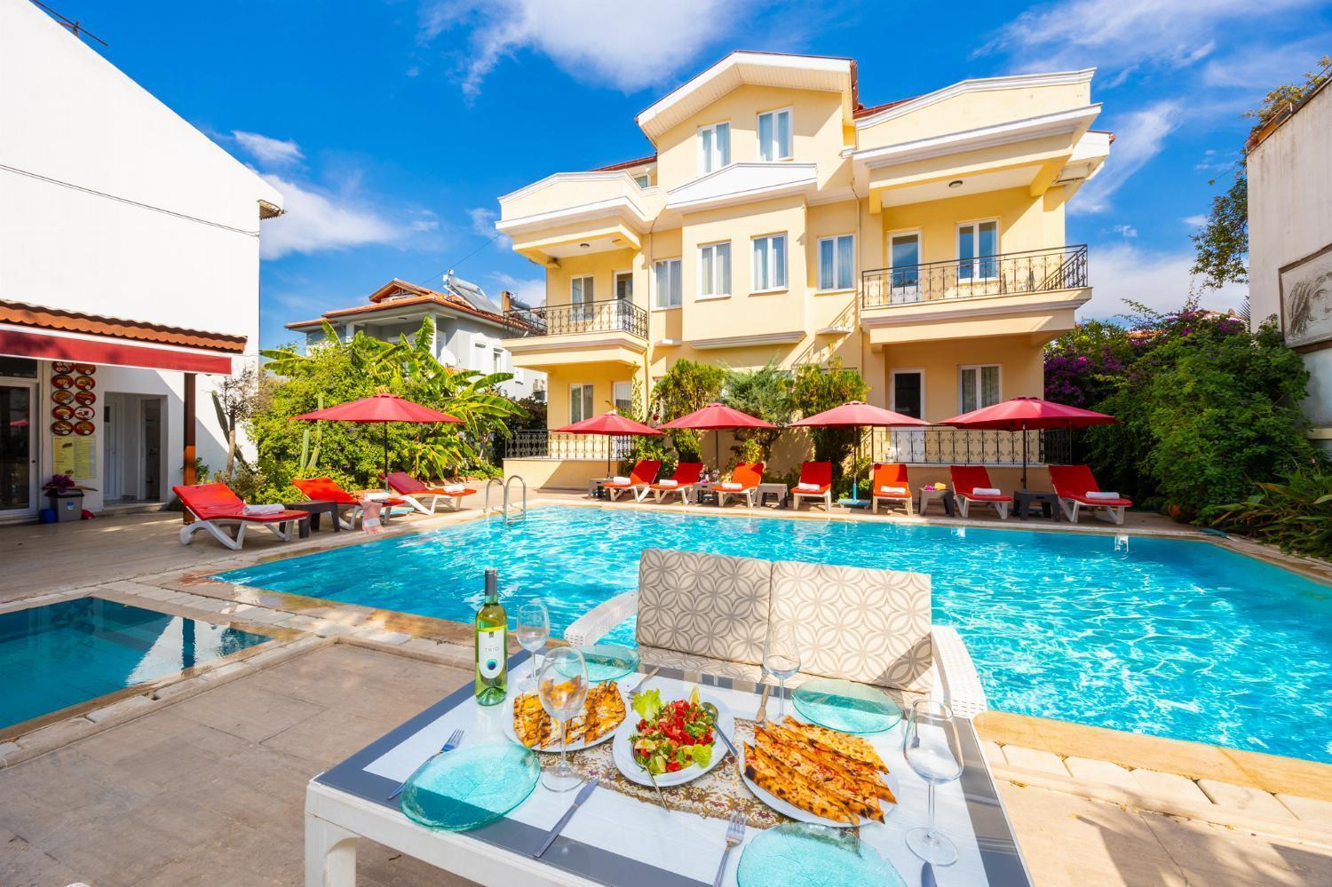 Grand Prestige Hotel 달리안 외부 사진
